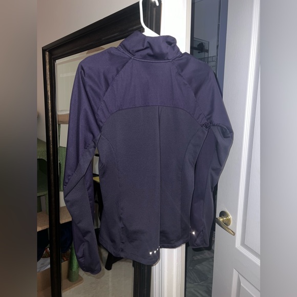 Nike jacket - Picture 2 of 3